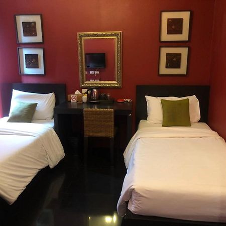 Lilu Chiang Mai Hotel Bagian luar foto