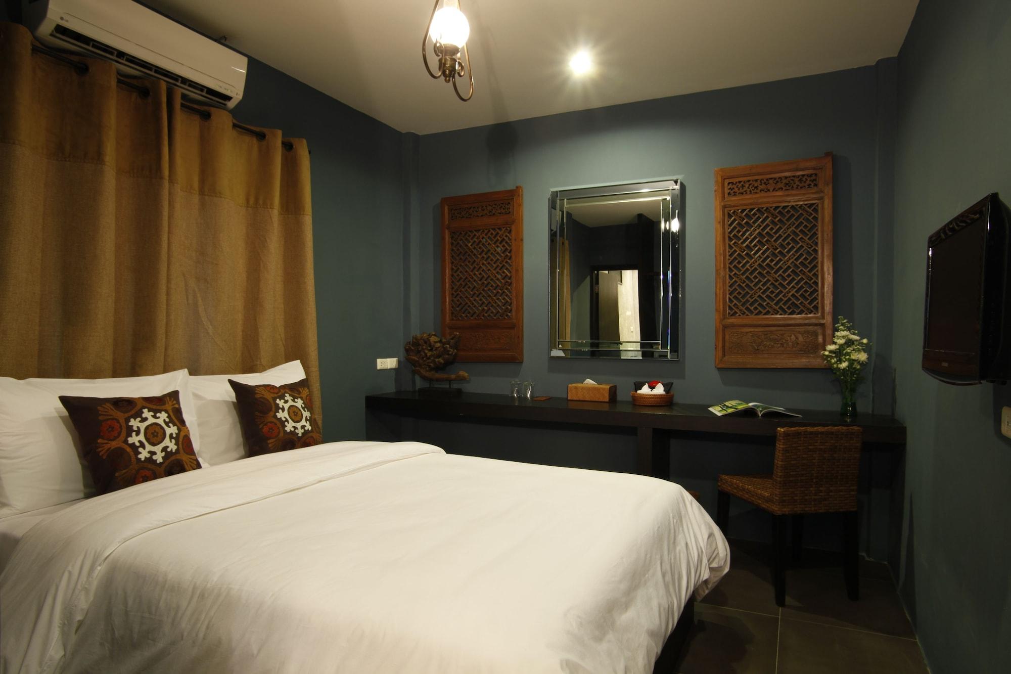 Lilu Chiang Mai Hotel Bagian luar foto