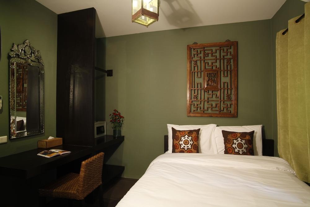 Lilu Chiang Mai Hotel Bagian luar foto